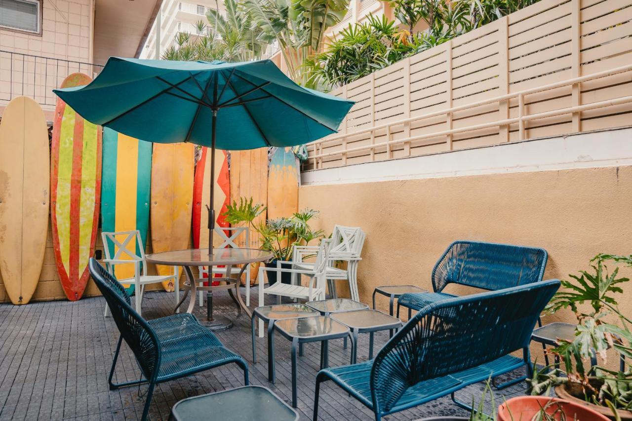 Polynesian Hostel Beach Club Honolulu Exterior photo
